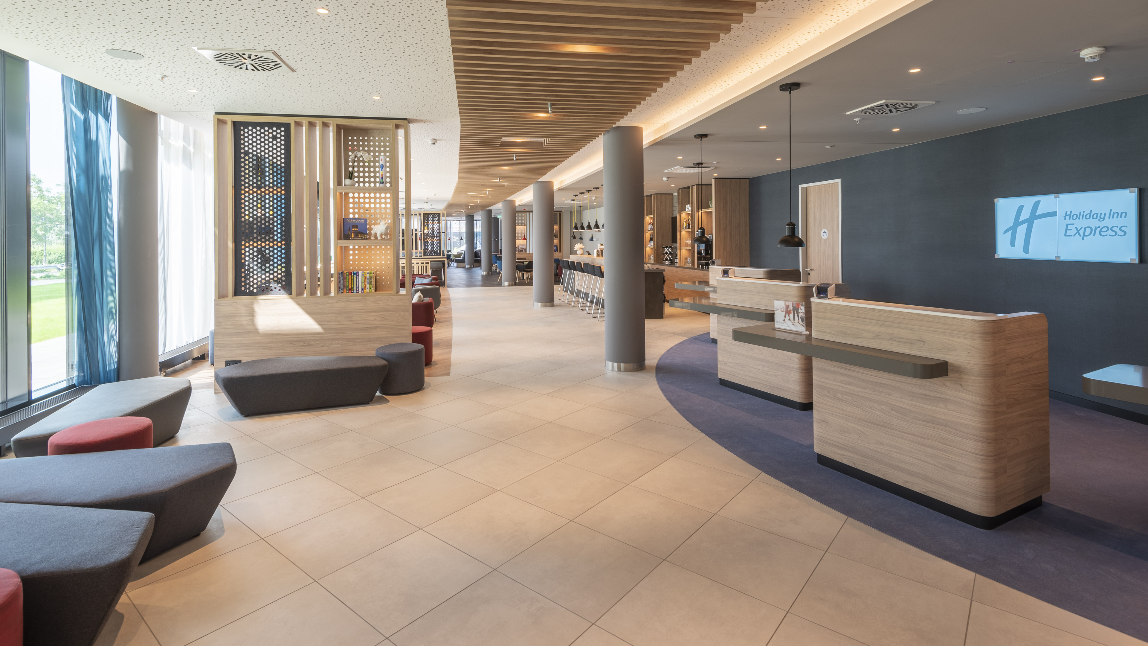 holiday inn express dusseldorf hauptbahnhof