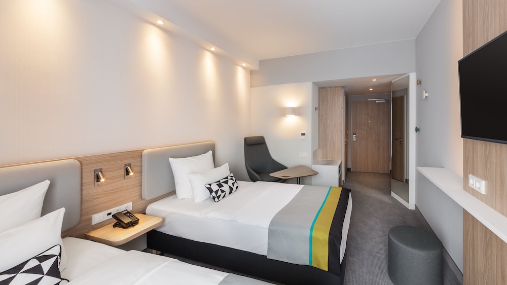 holiday inn express dusseldorf hauptbahnhof