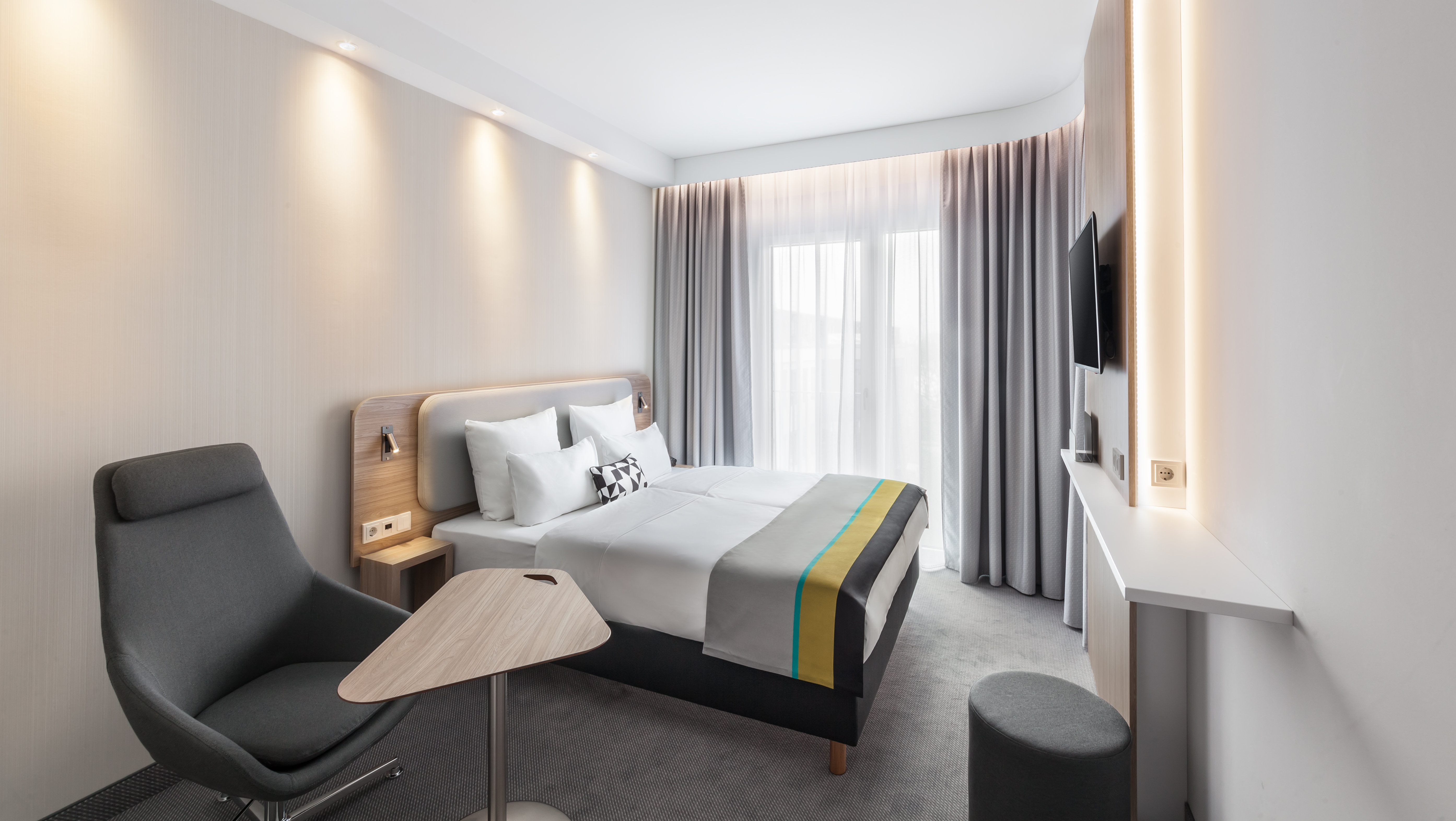 holiday inn express dusseldorf hauptbahnhof