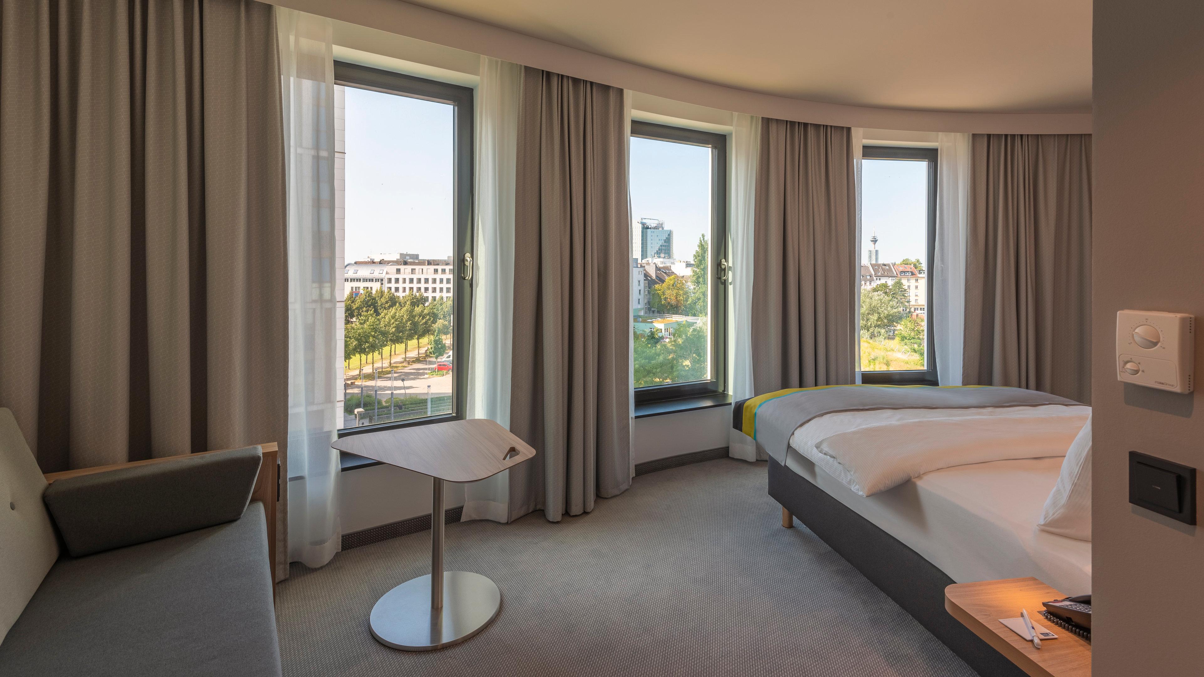 holiday inn express dusseldorf hauptbahnhof