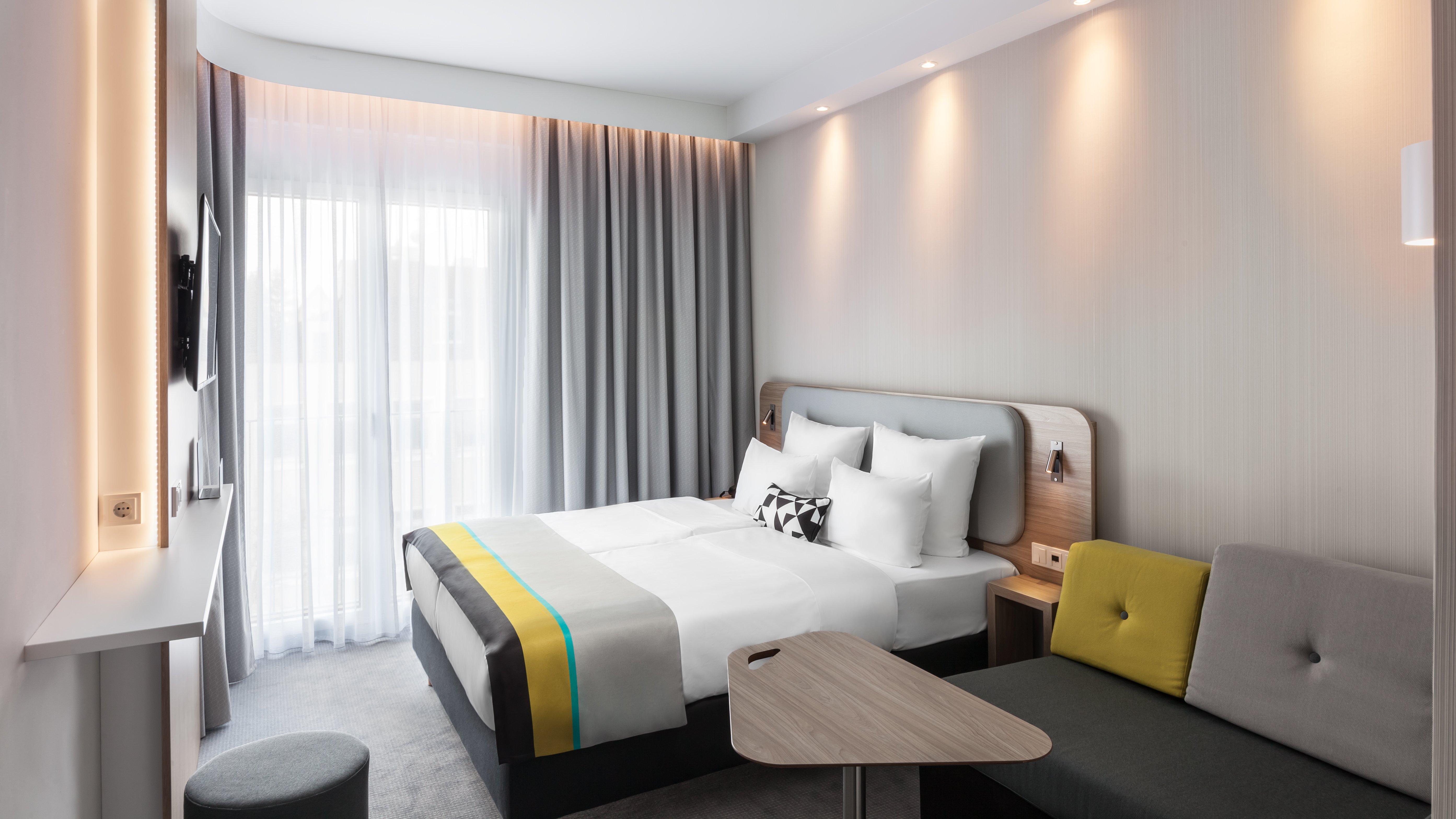 holiday inn express dusseldorf hauptbahnhof