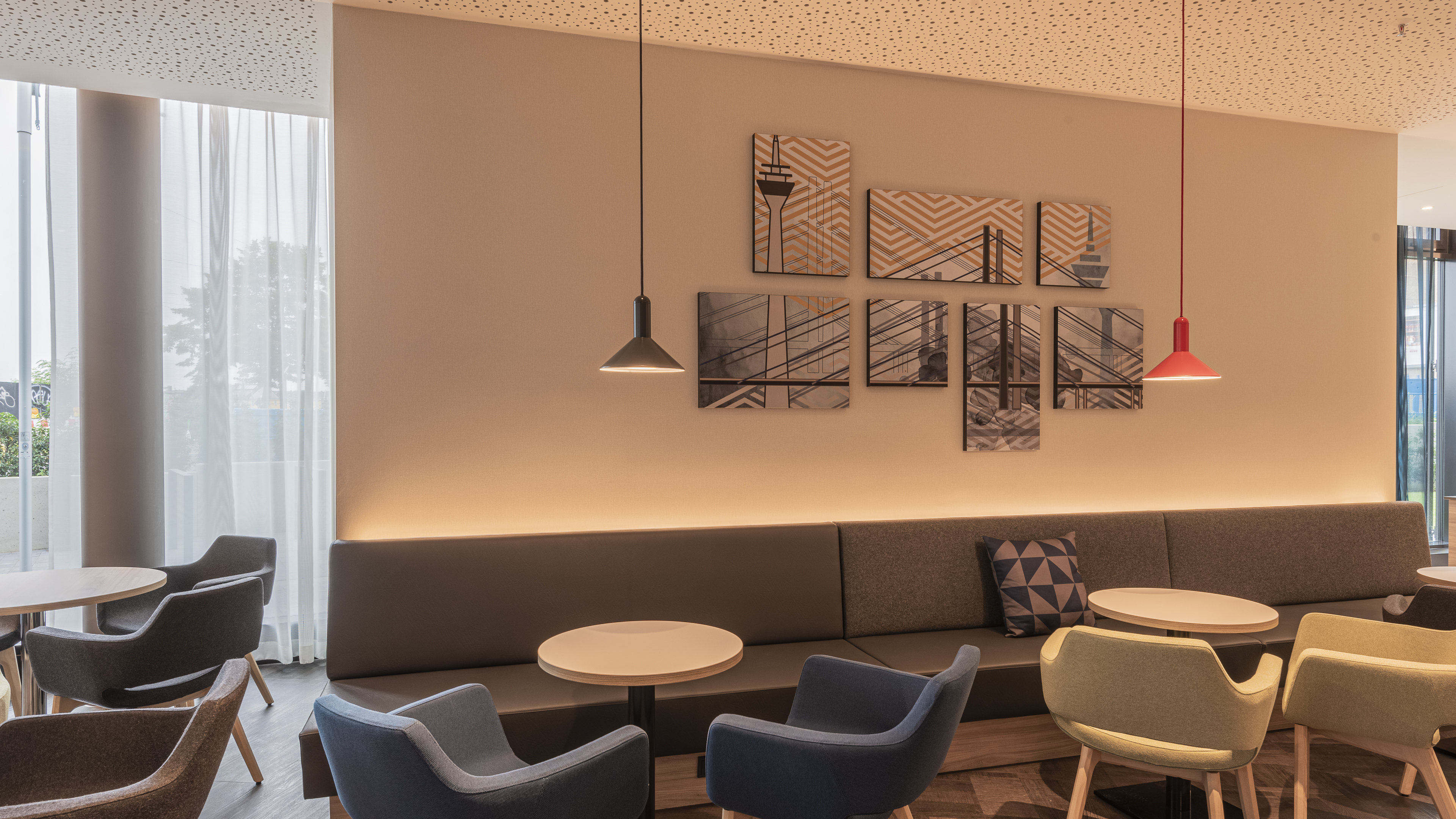 holiday inn express dusseldorf hauptbahnhof