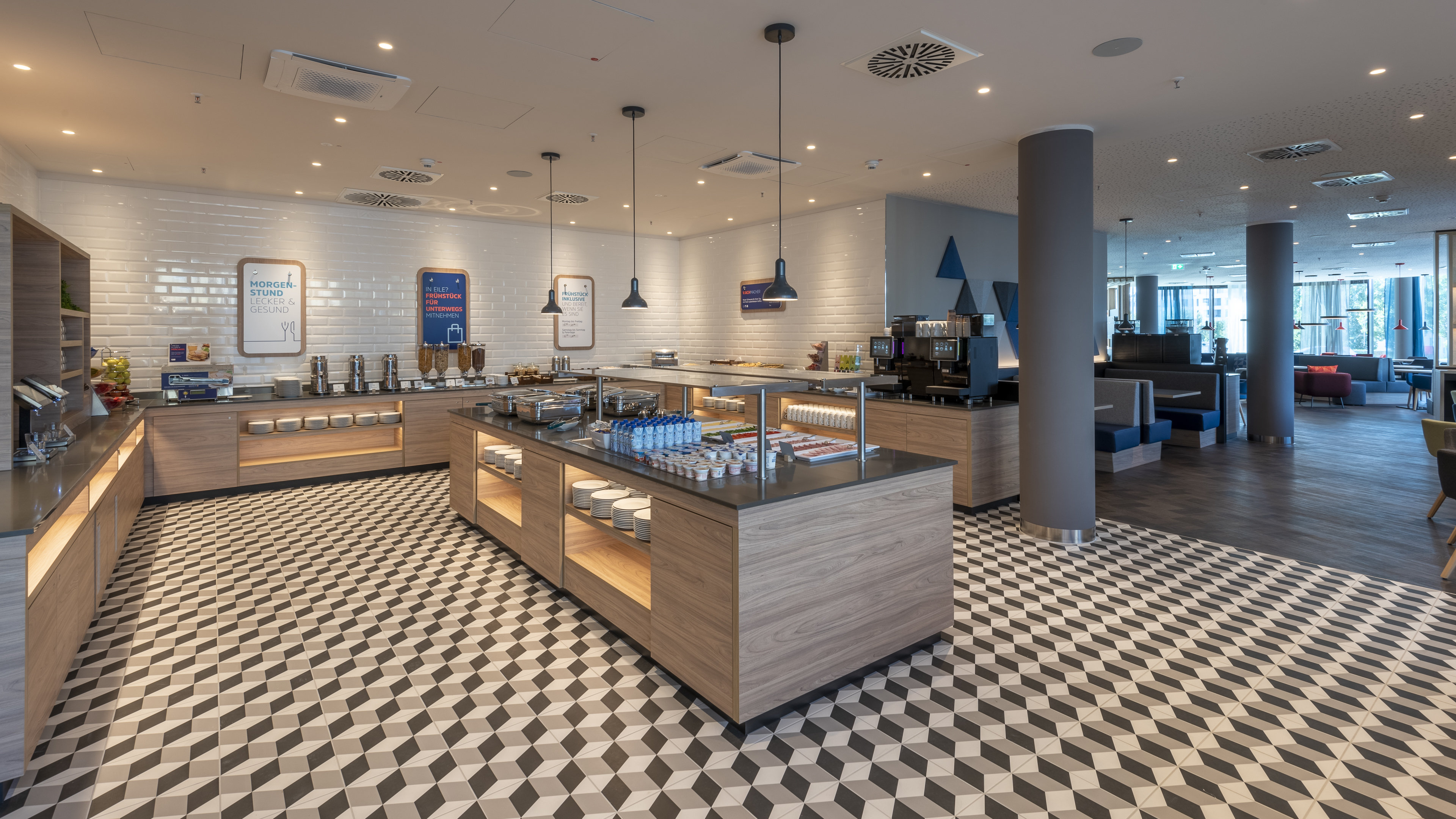 holiday inn express dusseldorf hauptbahnhof