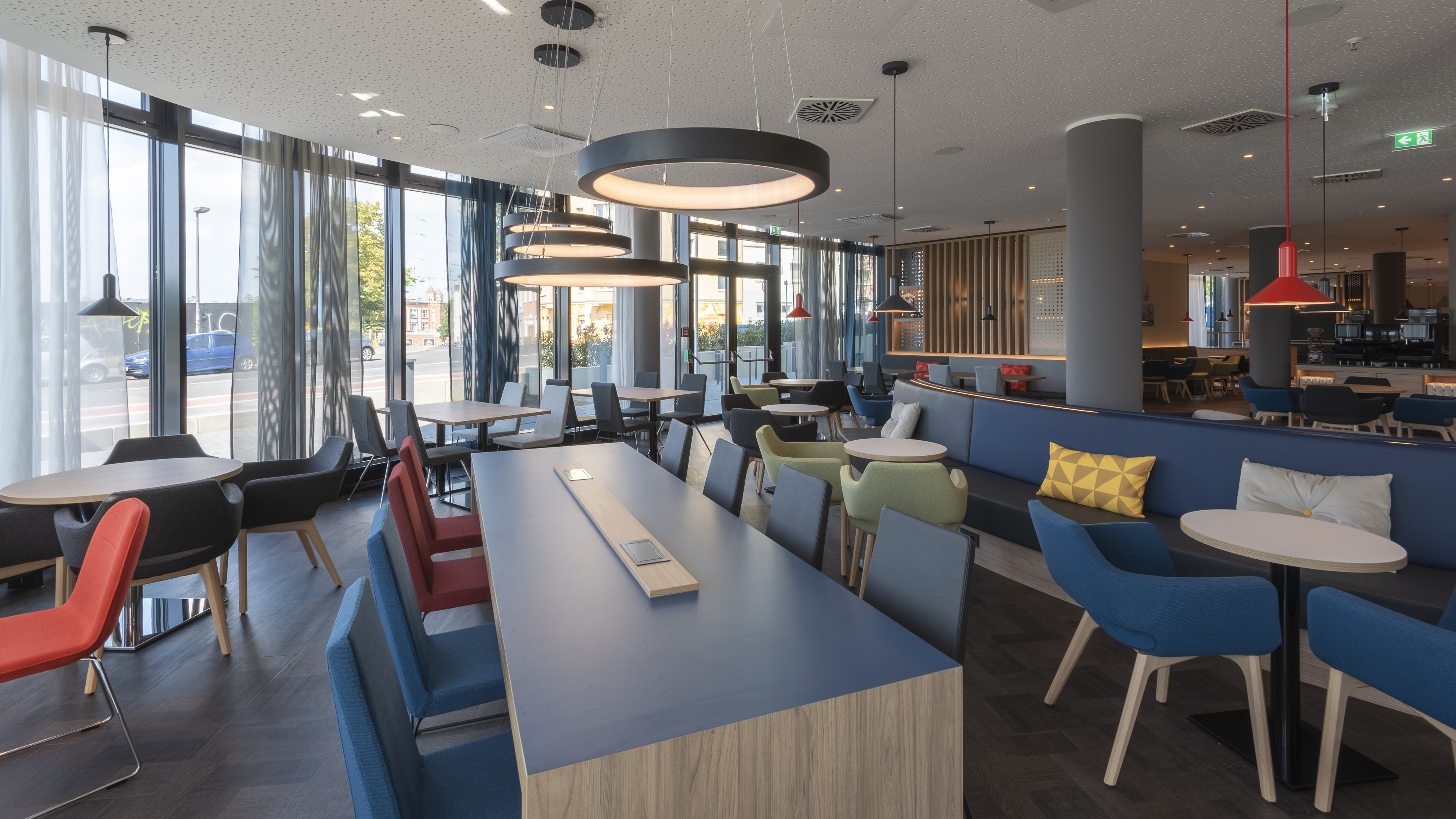 holiday inn express dusseldorf hauptbahnhof