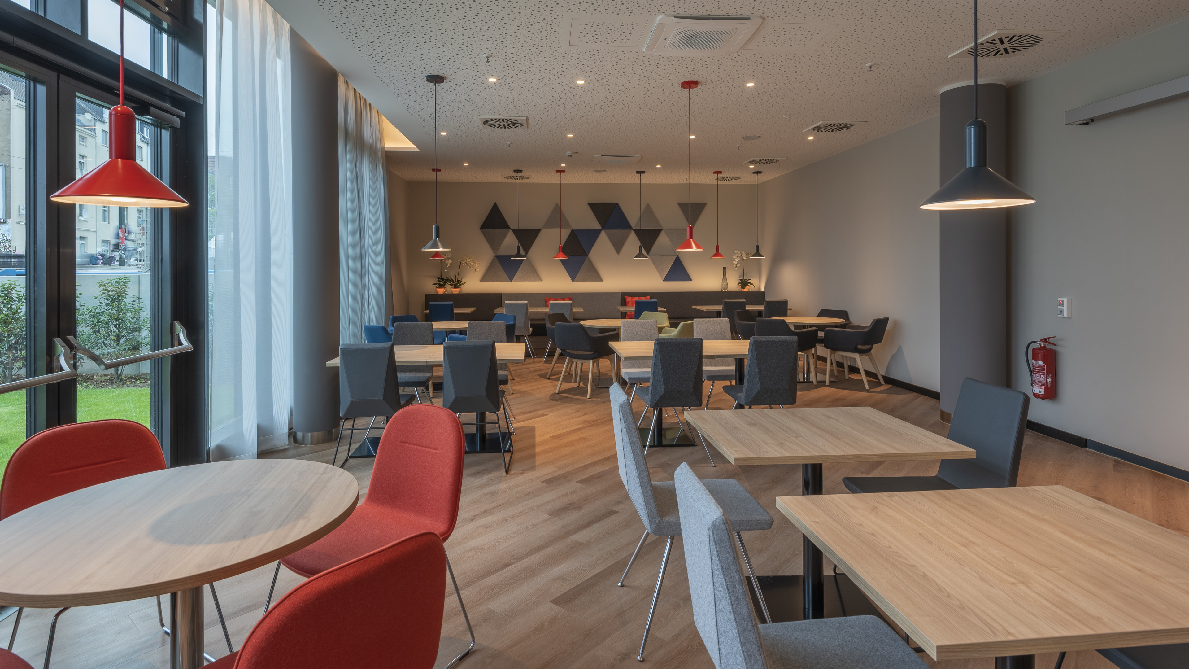 holiday inn express dusseldorf hauptbahnhof