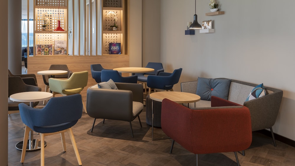 holiday inn express dusseldorf hauptbahnhof