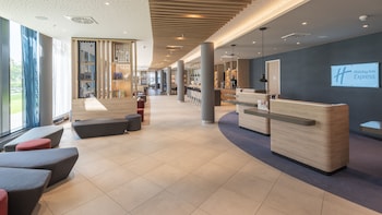 Holiday Inn Express Dusseldorf - Hauptbahnhof,Düsseldorf>>Dusseldorf,3 star