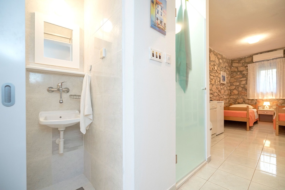 apartments lotti