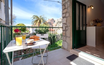 apartments lotti