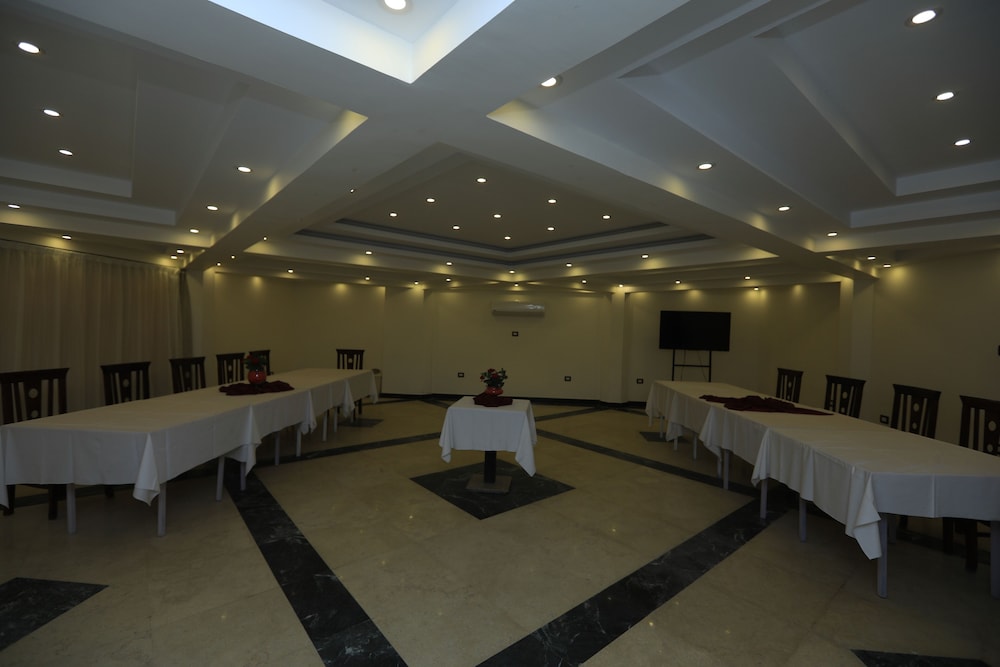 monte cairo serviced apartment