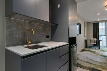 melbourne city apartment hotel
