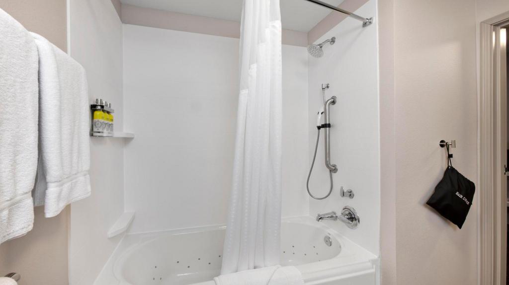 holiday inn express and suites green river an ihg hotel