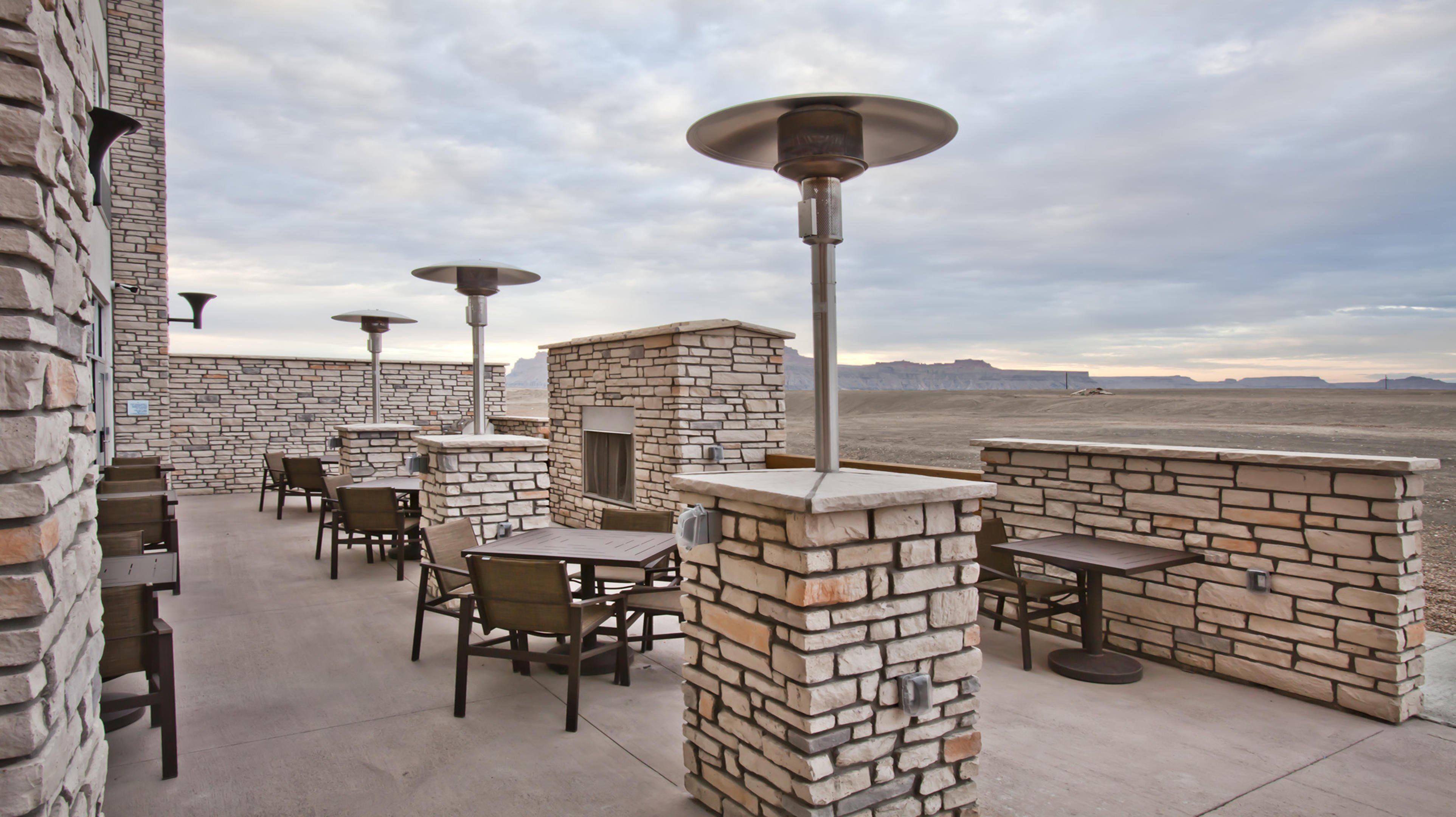holiday inn express and suites green river an ihg hotel
