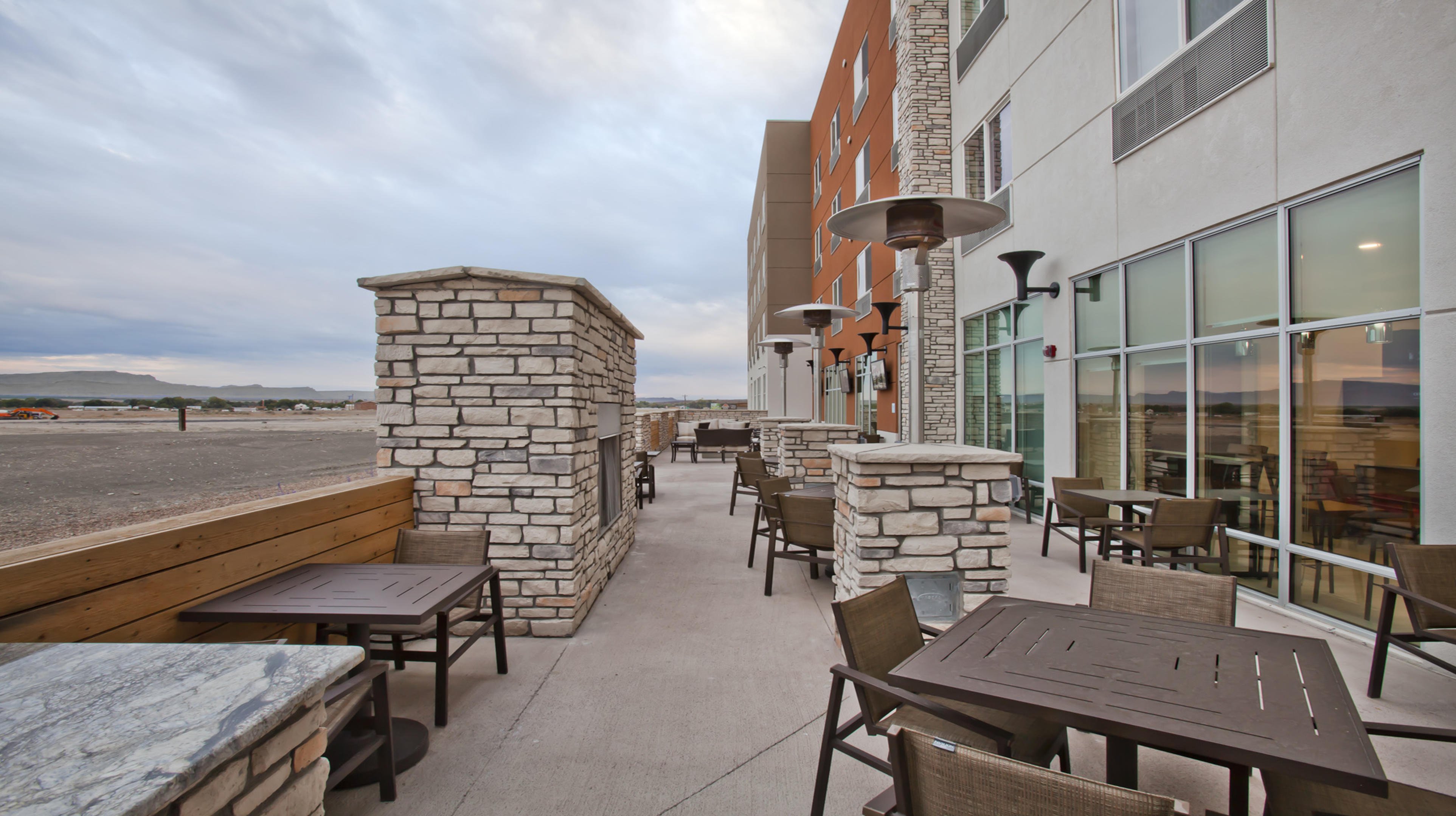 holiday inn express and suites green river an ihg hotel