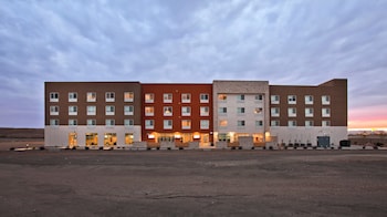 holiday inn express and suites green river an ihg hotel