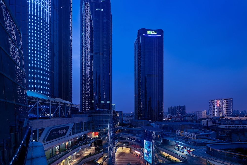holiday inn express changsha wuyi plaza
