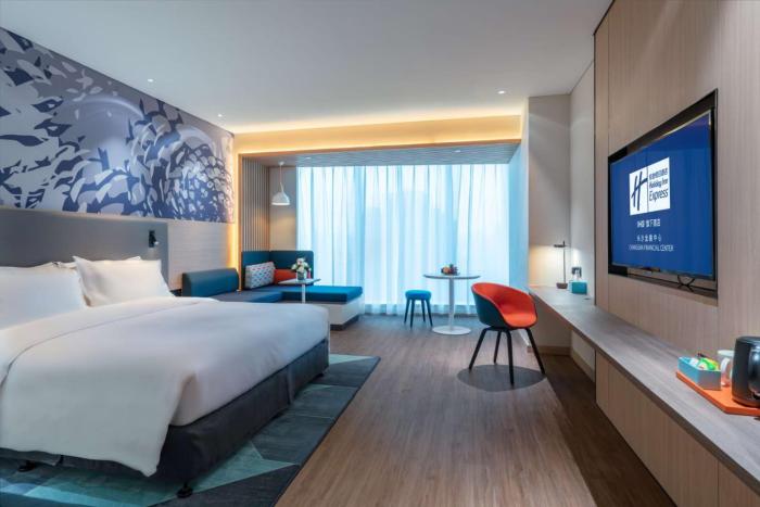 holiday inn express changsha wuyi plaza