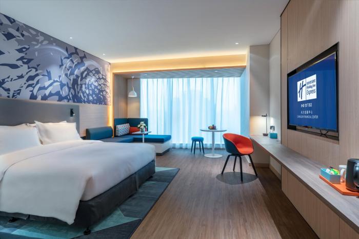 holiday inn express changsha wuyi plaza