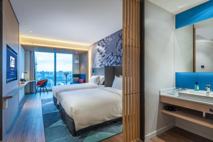 holiday inn express changsha wuyi plaza