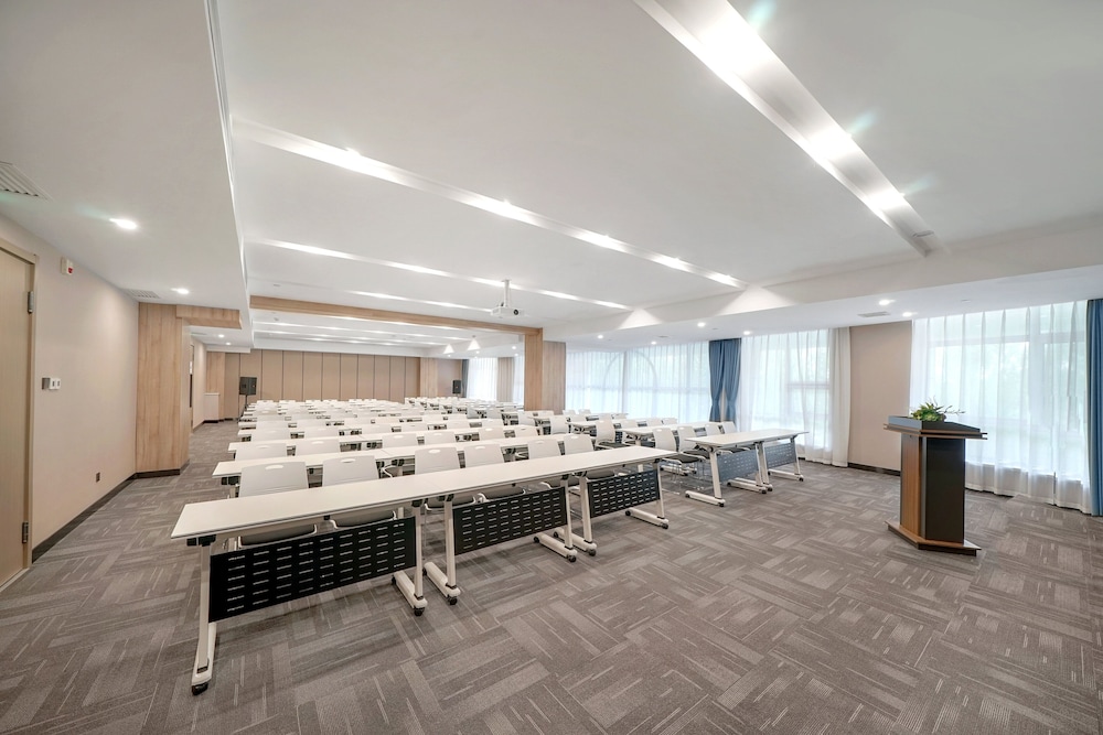 holiday inn express harbin songbei new district an ihg hotel