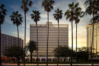 hyatt place lax century blvd