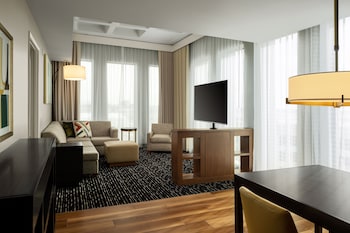 hyatt place lax century blvd