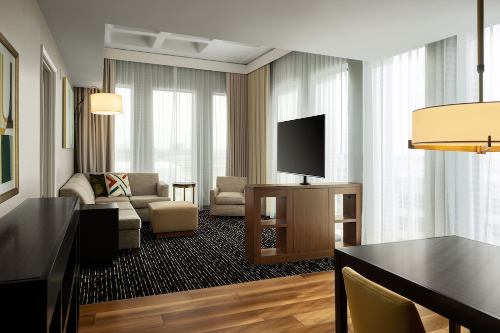 hyatt place lax century blvd