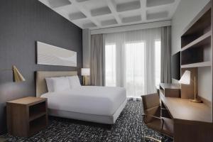 hyatt place lax century blvd