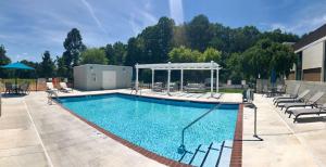 Best Western Plus Yadkin Valley Inn & Suites,Yadkin>>Jonesville,3 star