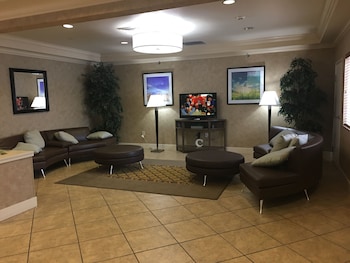 Candlewood Suites Joplin By Ihg,Missouri>>Joplin,3 star
