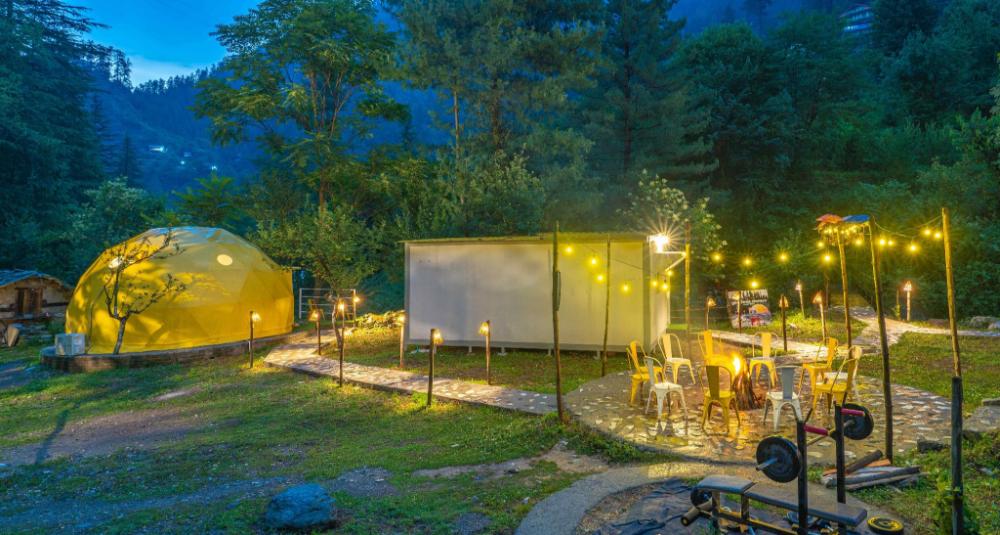 whoopers boutique resort jibhi