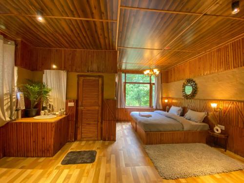 whoopers boutique resort jibhi