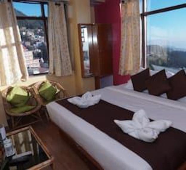 Hotel Sentiments,Bemloi>>Shimla,3 star