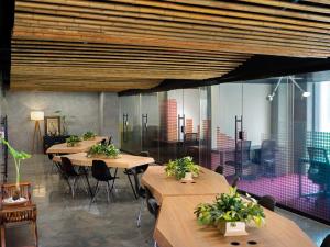 wink hotel saigon centre