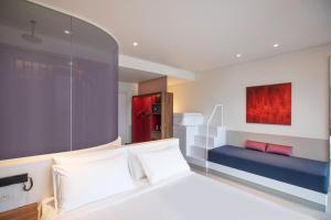 wink hotel saigon centre