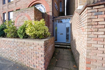 king edward apartments