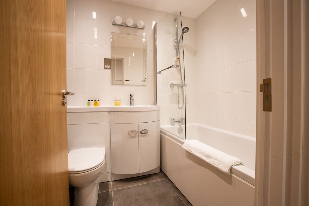 king edward apartments