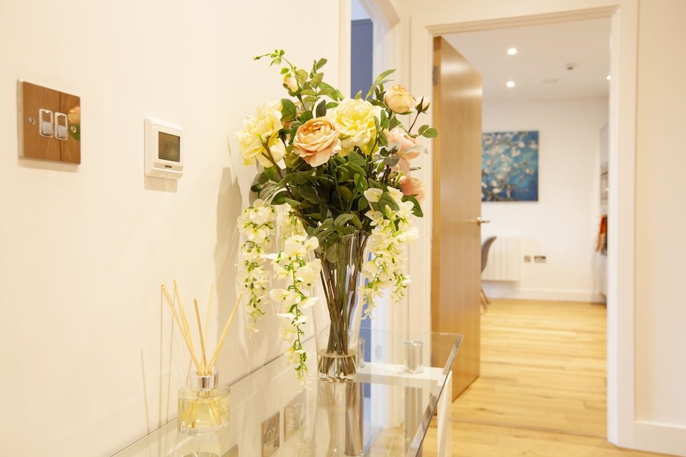 king edward apartments