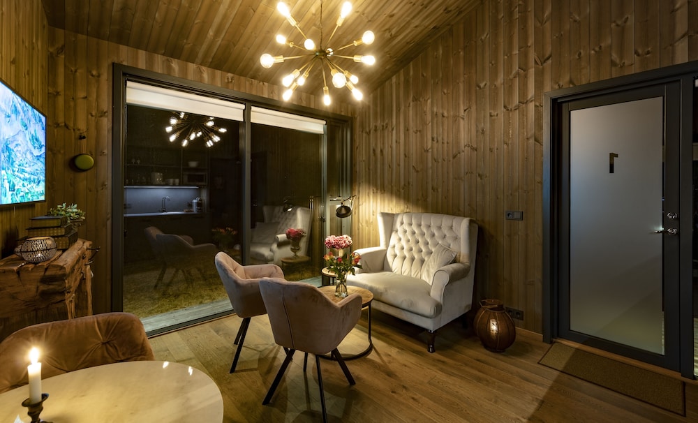 seljalandsfoss horizons