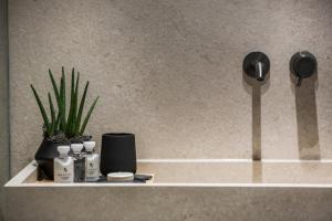 canale hotel and suites