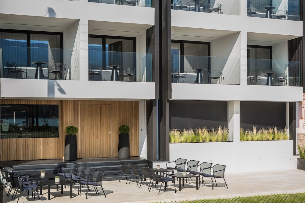 canale hotel and suites