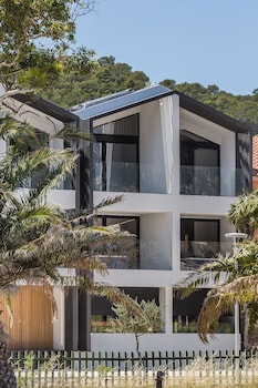 canale hotel and suites