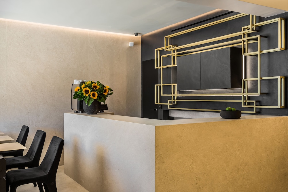 canale hotel and suites