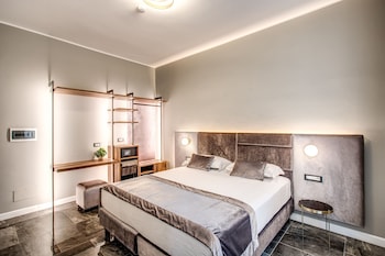 apollo boutique hotel