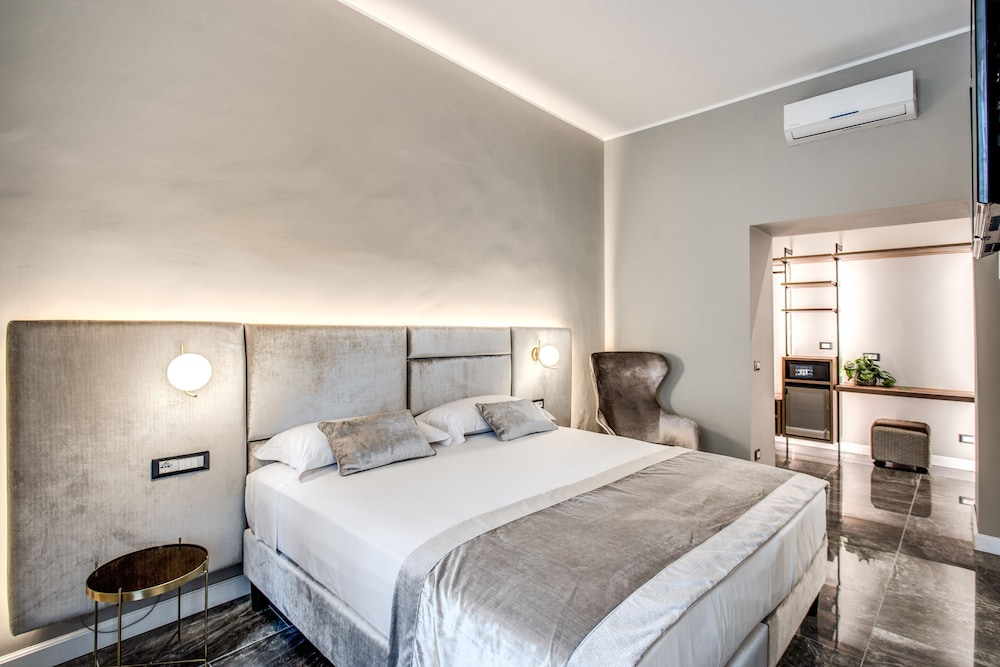 apollo boutique hotel