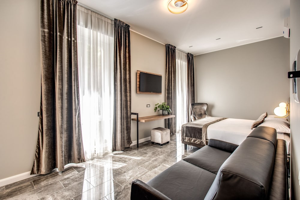 apollo boutique hotel