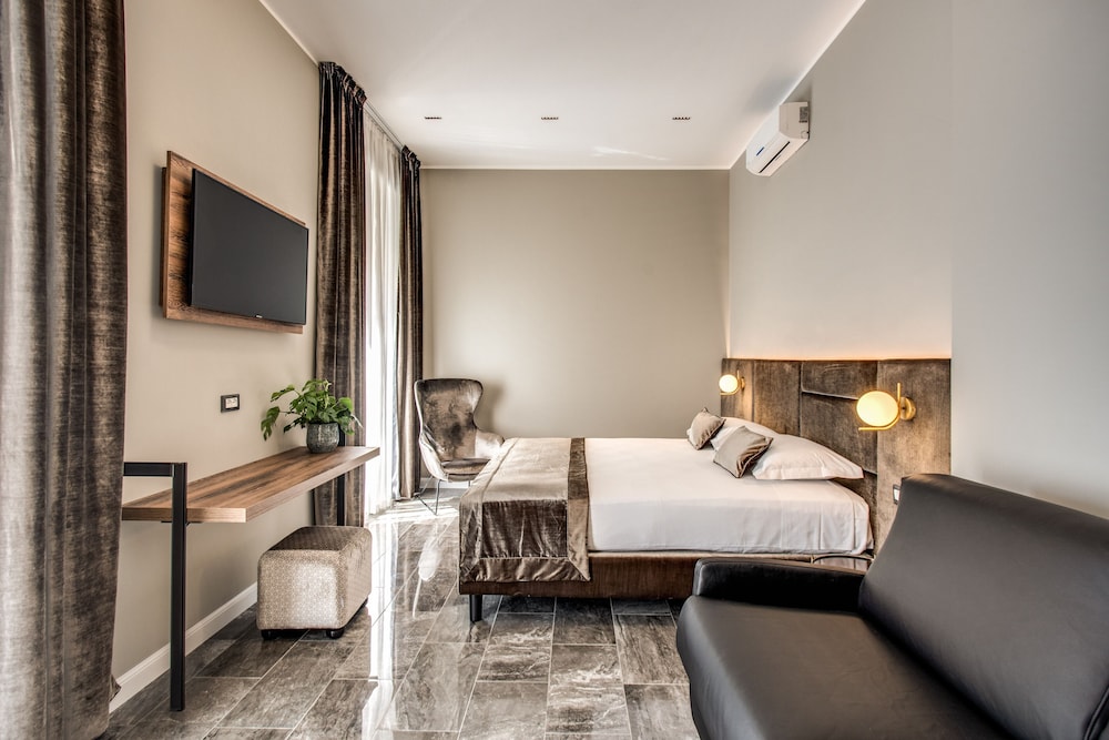 apollo boutique hotel