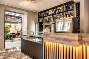 apollo boutique hotel