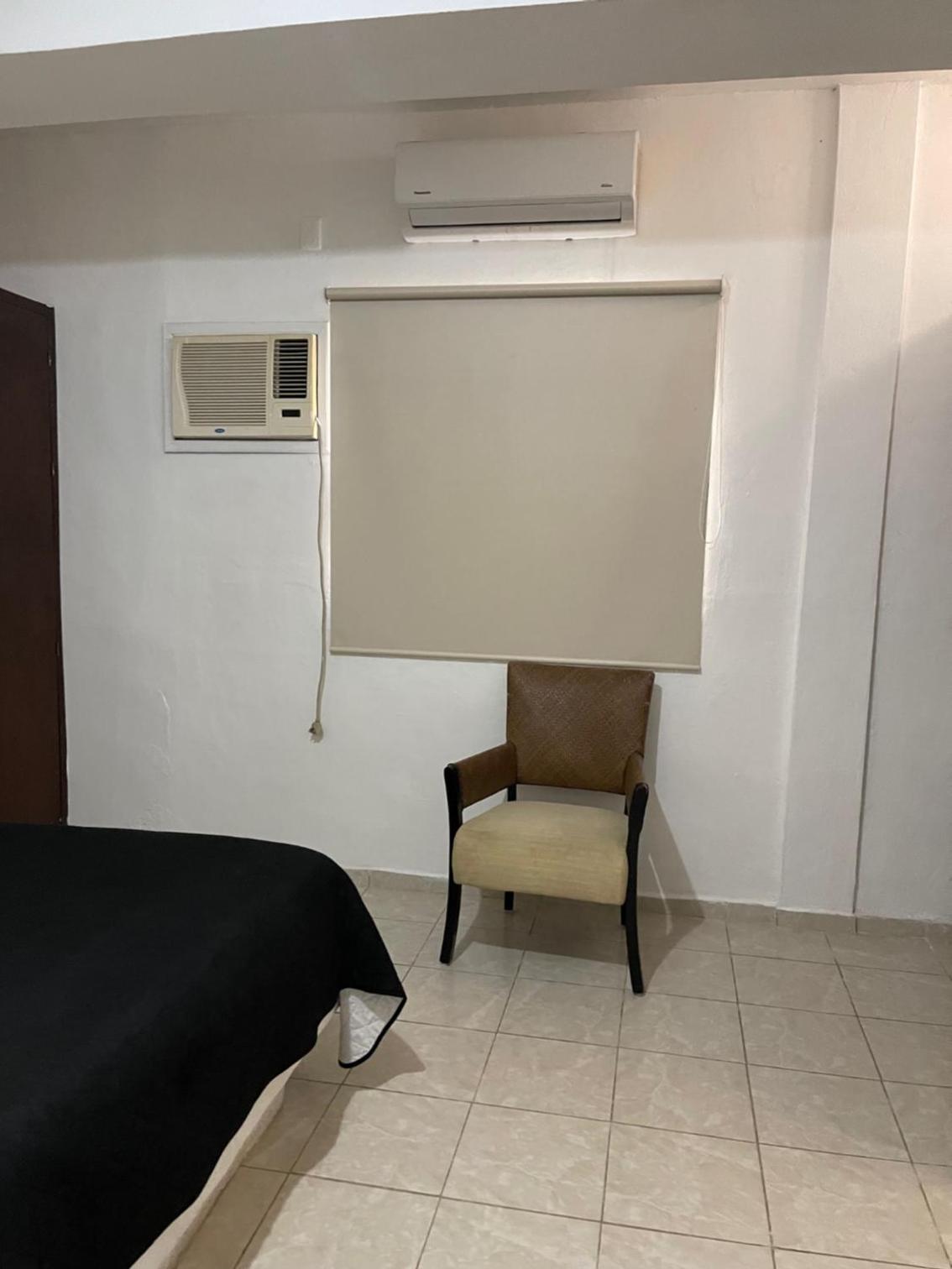 hotel cupules