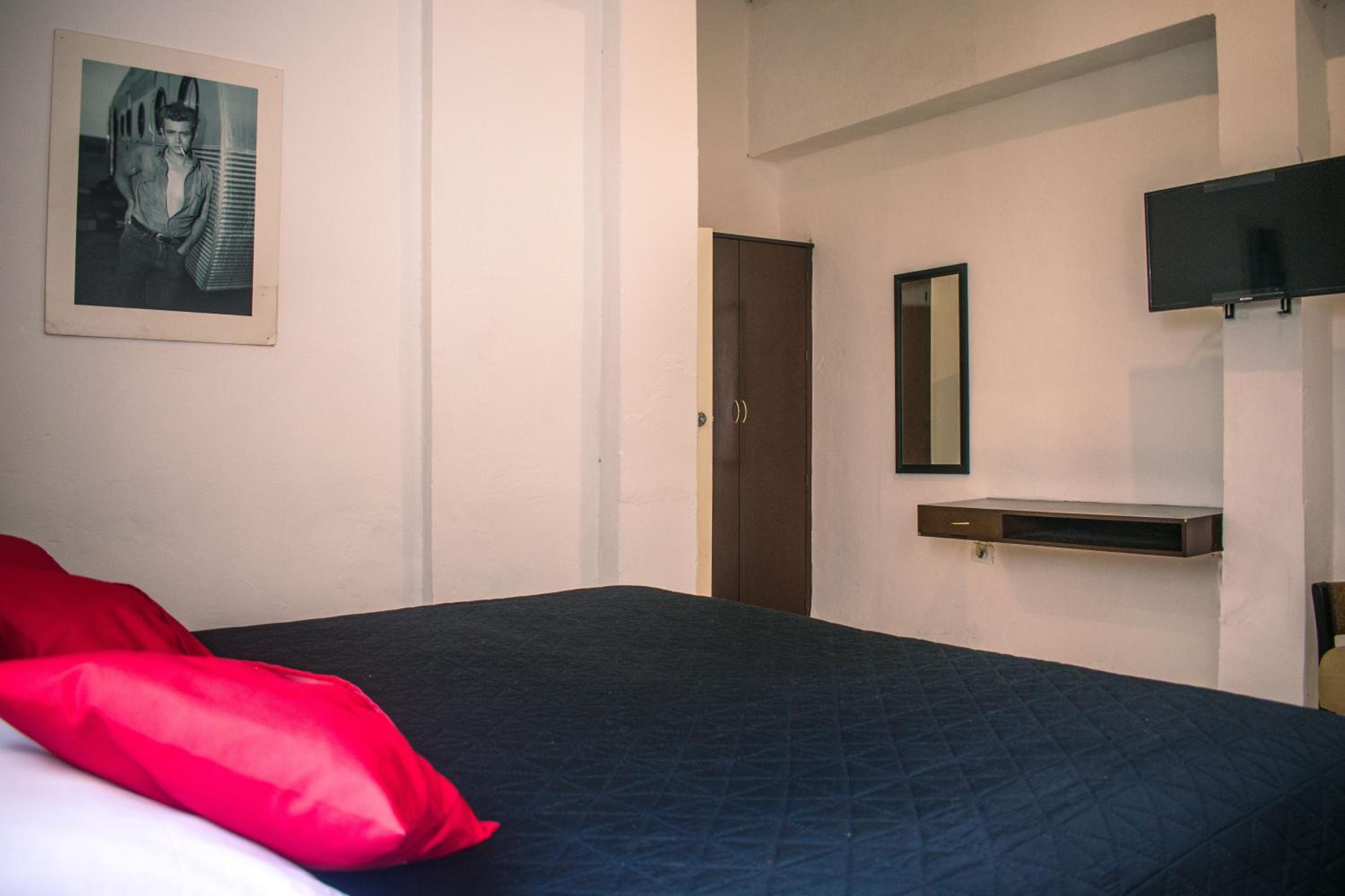 hotel cupules